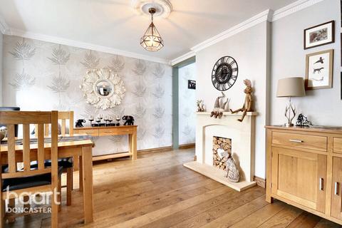 13 Ashburnham Gardens, Sprotbrough, Doncaster, DN5 8BT