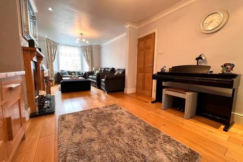35 Baring Road, Northampton, NN5 7BA
