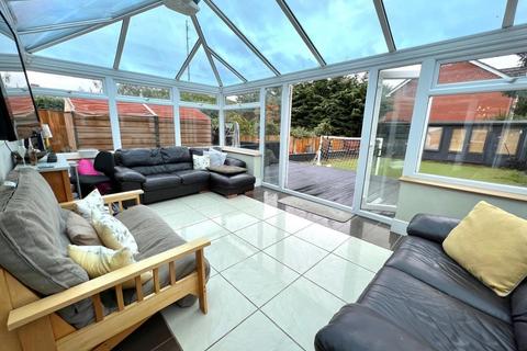 35 Baring Road, Northampton, NN5 7BA