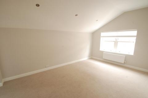 1 bedroom flat to rent, 2 Station Approach, Ashford