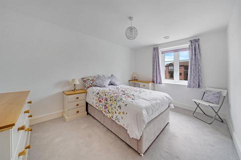 1 bedroom apartment for sale, Brighton Road, Horsham