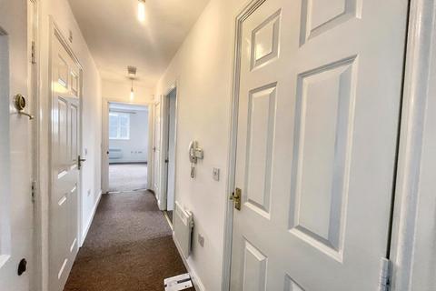 2 bedroom flat to rent, The Pollards, Bourne