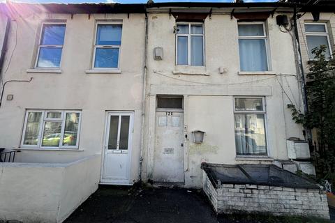 undefined, Luton Road, Chatham, ME4