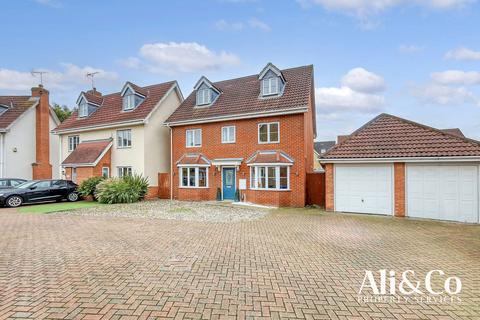 5 bedroom detached house for sale, Norfolk Place, Grays