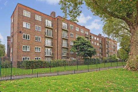undefined, Queensbridge Court, Queensbridge Road, Shoreditch, London