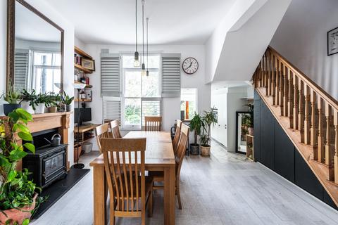 3 bedroom maisonette for sale, Albion Road, Stoke Newington, Hackney, London