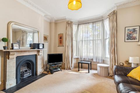 46 Heathfield Gardens, London, W4 4JX