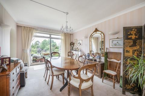 4 bedroom flat for sale, Fairacres, Roehampton Lane, London