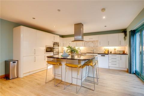 4 Hardaker Croft, Baildon, Shipley, BD17 5AU