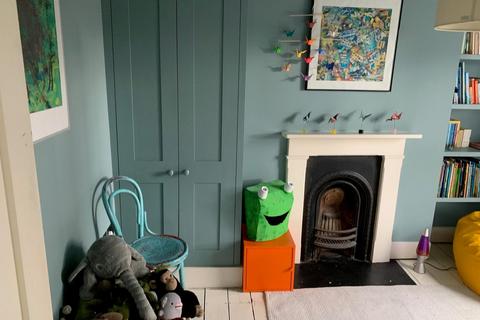 26 Milton Road, London, SE24 0NP