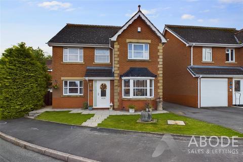 4 bedroom detached house for sale, Goodwood Close, Burton-On-Trent DE13