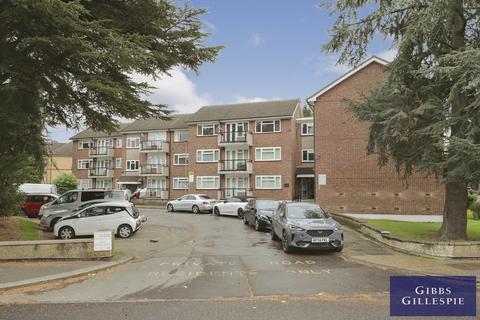 3 bedroom apartment to rent, Cranmer Road, Edgware, HA8