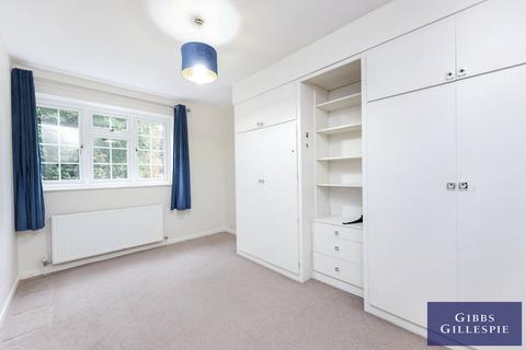 2 bedroom apartment to rent, Georgian Lodge, Field End Road HA5 2QW