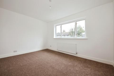 3 bedroom terraced house to rent, Kings Road, Edmonton, London, N18