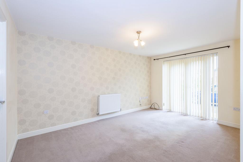Clermont Avenue, Sudbury, CO10 1 bed to rent £850 pcm (£