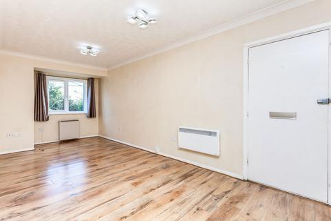 2 bedroom apartment to rent, West Green, Crawley