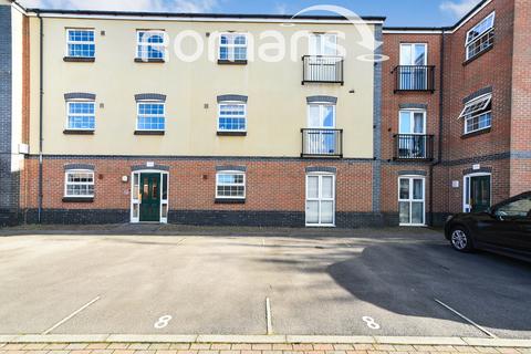 2 bedroom flat to rent, St. Austell Way, Swindon