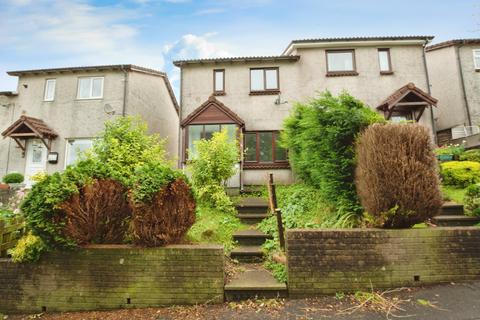 2 bedroom semi-detached house to rent, Preseli Close, Risca