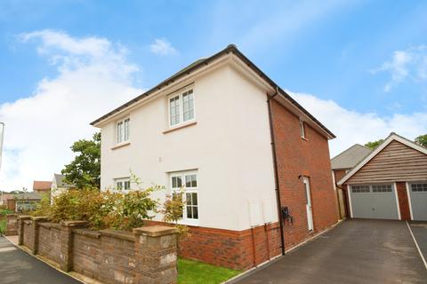 4 bedroom detached house to rent, Llwyn Y PIa, Lisvane, Cardiff