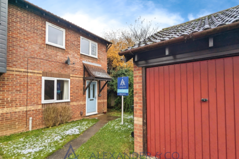 3 bedroom end of terrace house to rent, Bicester OX26