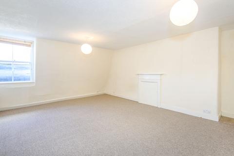 2 bedroom flat to rent, Henrietta Street, Bath