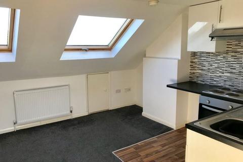 Studio to rent, Christchurch Road, Bournemouth