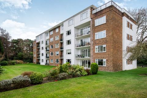 2 bedroom apartment to rent, Branksome Park, Poole, BH13