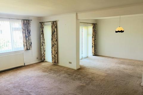 2 bedroom apartment to rent, Branksome Park, Poole, BH13