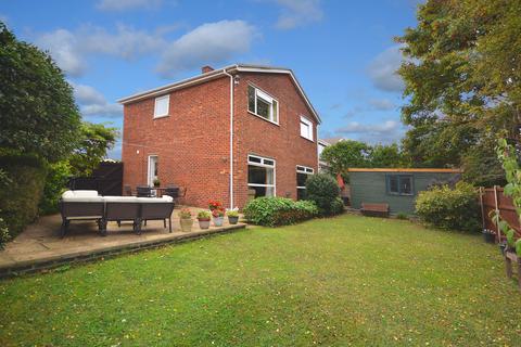 4 bedroom detached house for sale, Derling Drive, Raunds