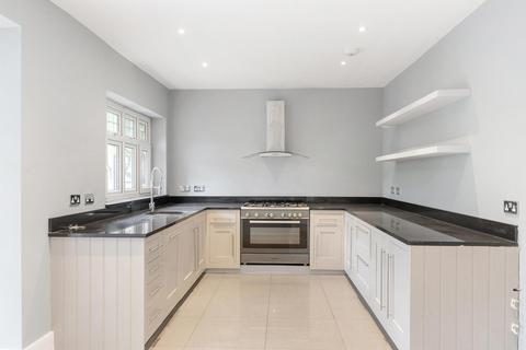 6 bedroom semi-detached house for sale, London W5