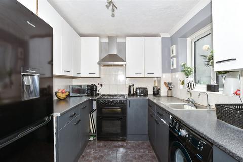 2 bedroom terraced house for sale, The Head Race, Maidstone, Kent