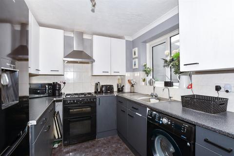 2 bedroom terraced house for sale, The Head Race, Maidstone, Kent