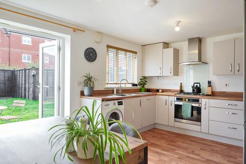 3 bedroom end of terrace house for sale, Niblett Close, Hunts Grove, Hardwicke, Gloucester