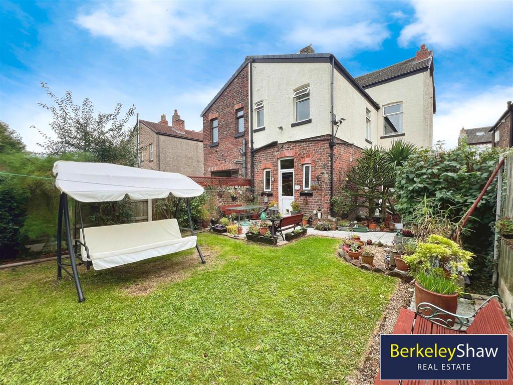 Rossett Road, Liverpool 5 bed semidetached house for sale £375,000