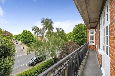 1 bedroom apartment for sale, Melina Court, Grove End Road, St John's Wood, London, NW8