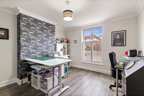 50 Surrenden Road, Folkestone, CT19 4EA