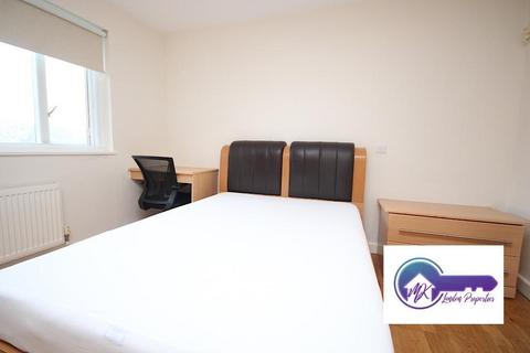 2 bedroom flat to rent, London NW1