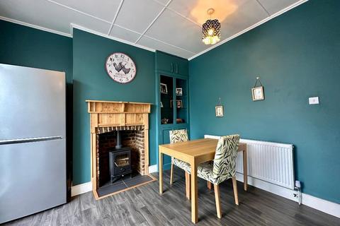 3 bedroom semi-detached house for sale, Westbury Road, Southend on Sea, Essex, SS2 4DL