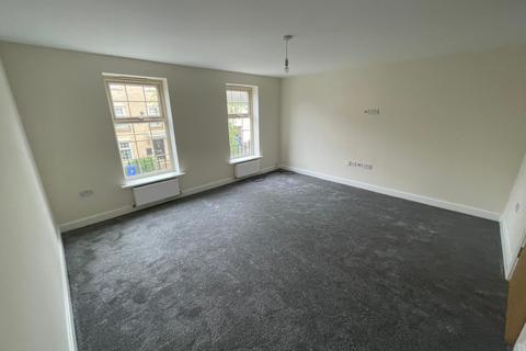 4 bedroom terraced house to rent, Comelybank Drive, Mexborough, South Yorkshire, S64