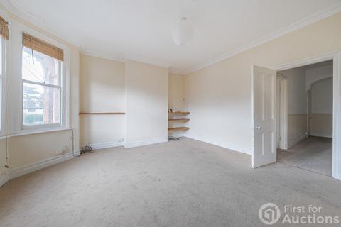 14 Warwick Road, Kingston Upon Thames, KT1 4DW
