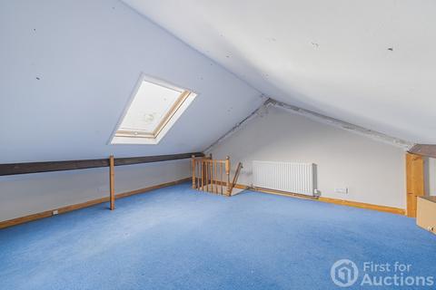 14 Warwick Road, Kingston Upon Thames, KT1 4DW
