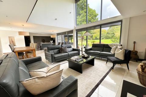6 bedroom detached house for sale, Brook House, Tynant Road, Creigiau, CF72 8FG