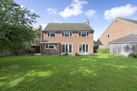 4 bedroom detached house for sale, Brookside, Cranleigh