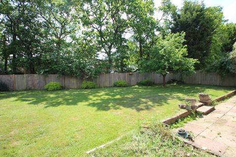9 Brookside, Cranleigh, GU6 8DA