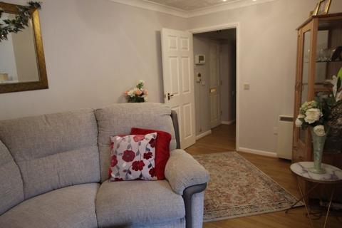 1 bedroom retirement property for sale, Epsom Road, Epsom