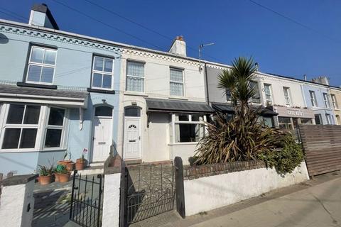 3 bedroom terraced house to rent, High Street, Rhosneigr, Isle of Anglesey