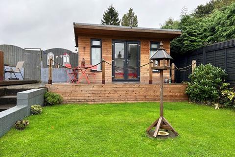 7 Croft Crescent, Walsall, WS8 7DN