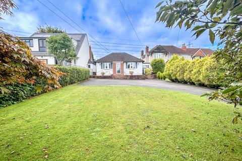 2 bedroom detached bungalow for sale, Erdington Road, Aldridge/Streetly Border