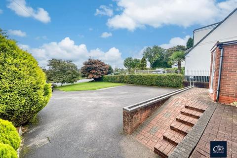 2 bedroom detached bungalow for sale, Erdington Road, Aldridge/Streetly Border