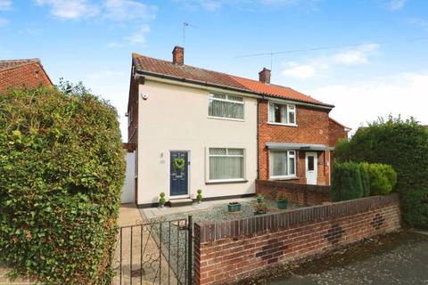 2 bedroom semi-detached house for sale, Kirkham Close, Hessle